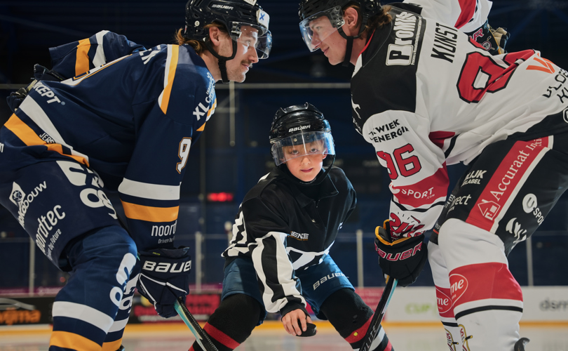 Stick Together Capitals Gijs